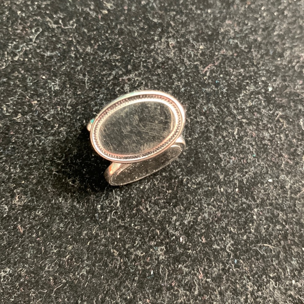 Cuff links